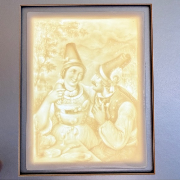 Belleek Ireland Parian China Lithophane “Lovers at Table” Courting Couple - Picture 7 of 12